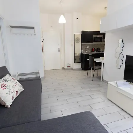 Apartament Nicla's *